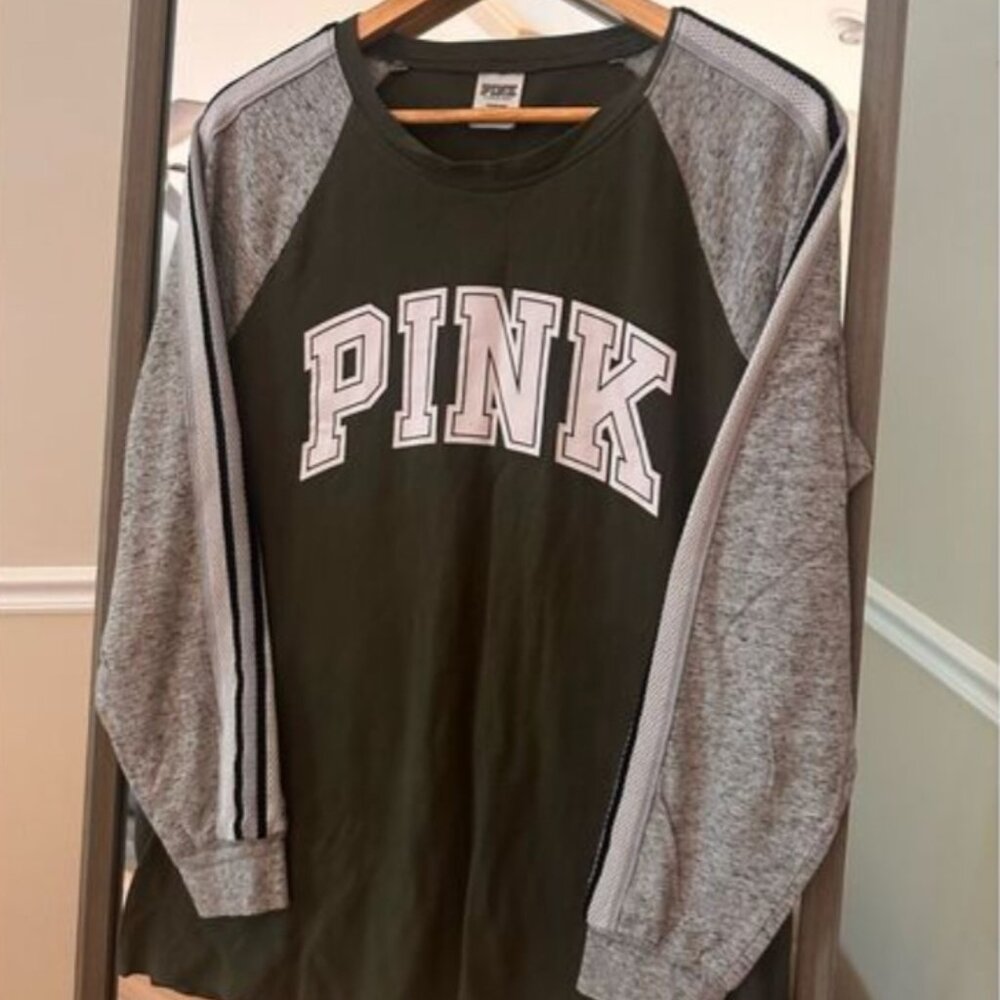 Green Victoria’s Secret Pink Collection Long Sleeve Shirt size Large